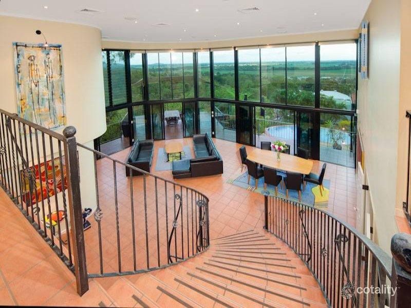 20 Alstonia Cl, Redlynch, QLD 4870