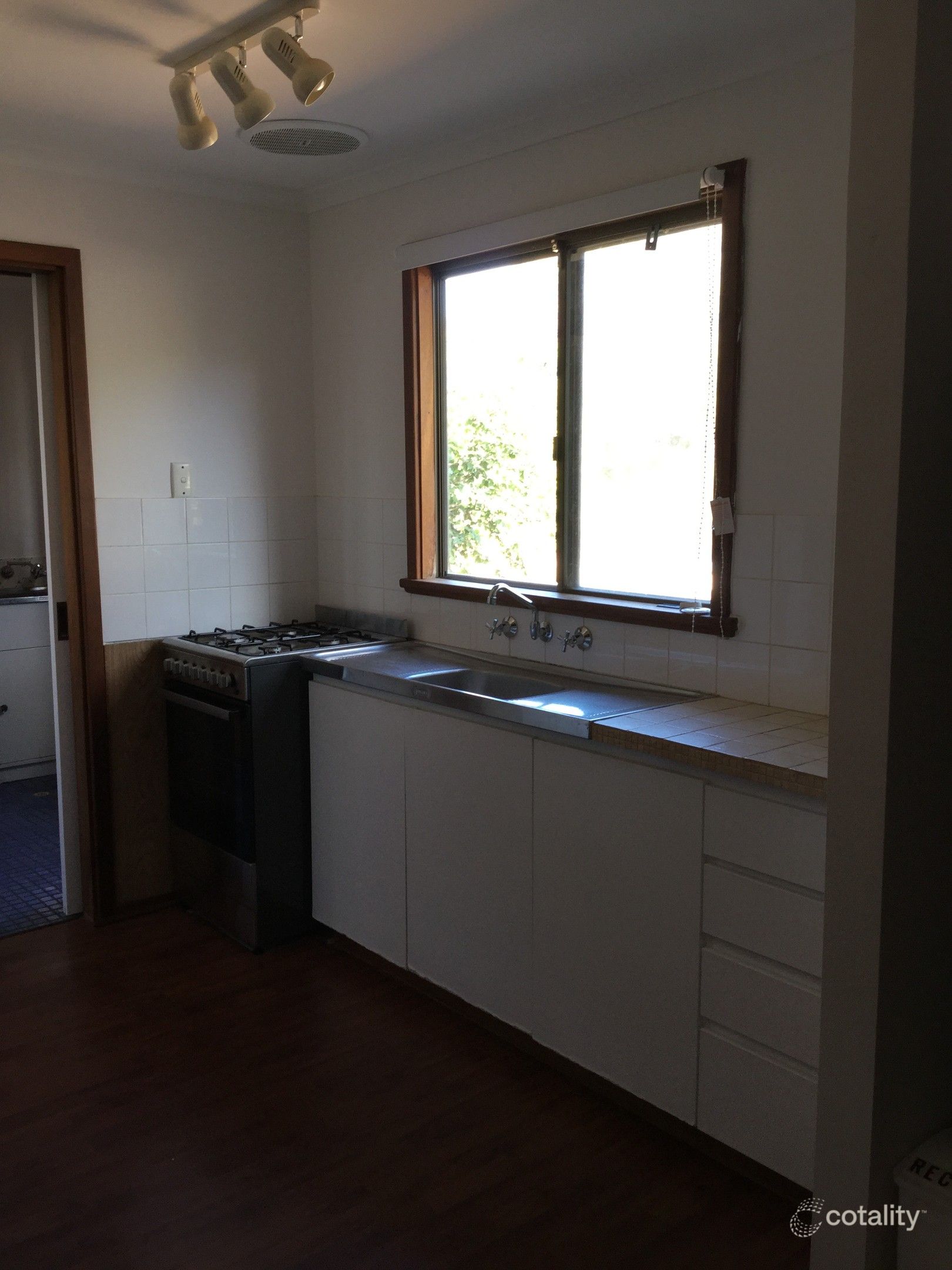 36 Mitchell Rd, Preston Beach, WA 6215