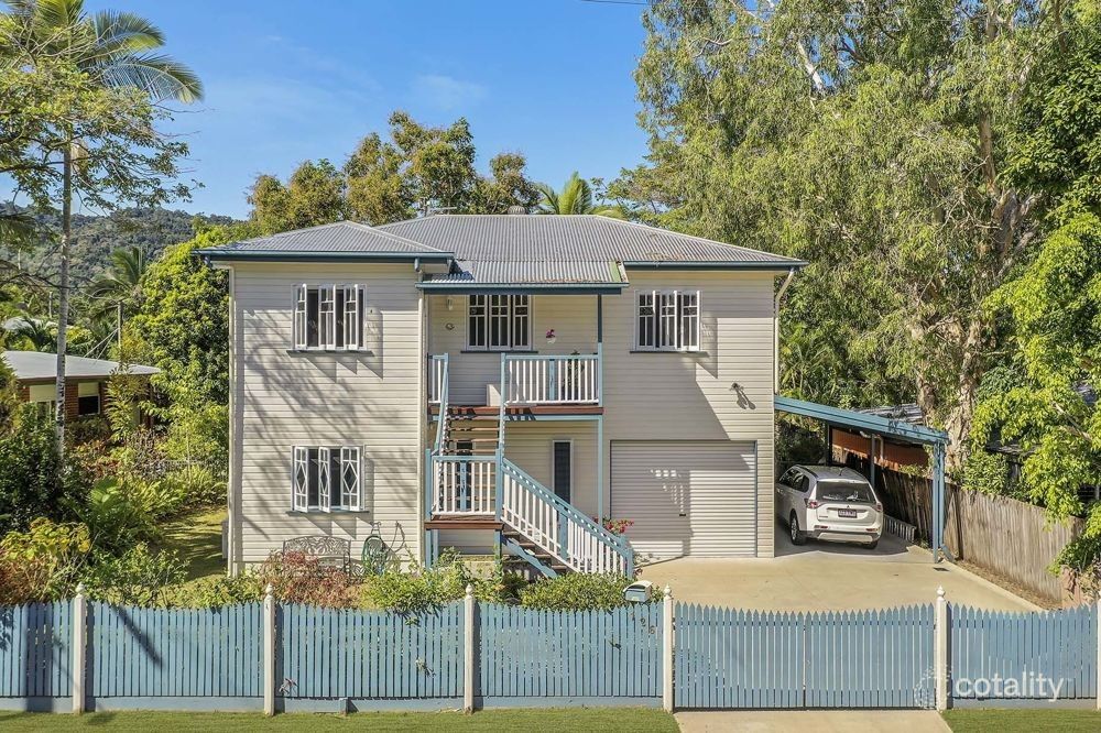 126 Upper Richardson St, Whitfield, QLD 4870