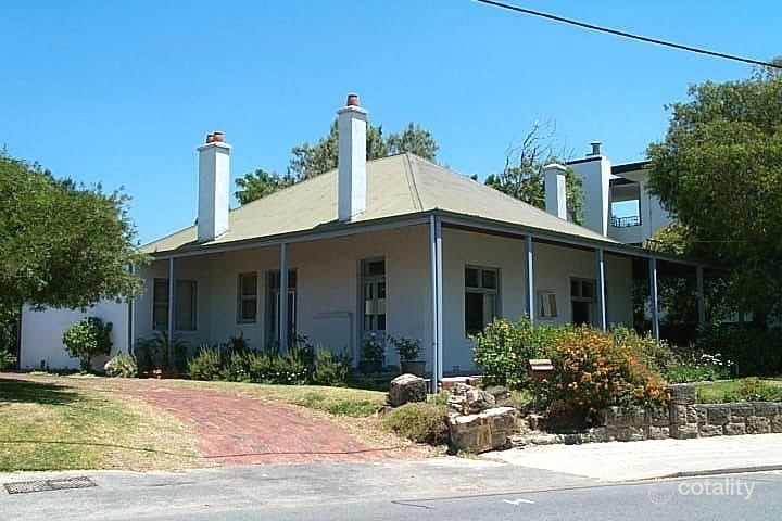 2 Johnson Pde, Mosman Park, WA 6012