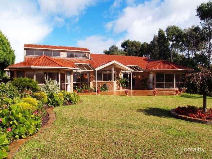 72-73 Eucalypt Dr, Lilydale, VIC 3140