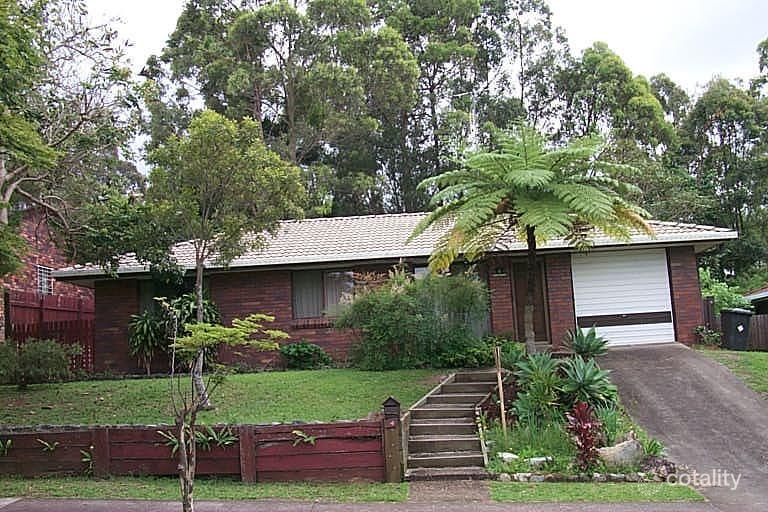 4 Avenell St, Wishart, QLD 4122