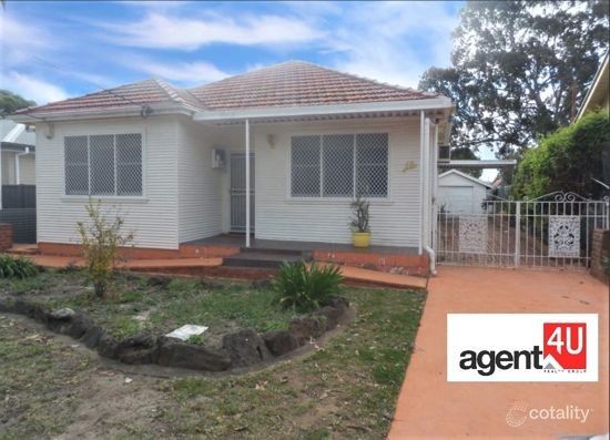 13 Brown St, Penrith, NSW 2750
