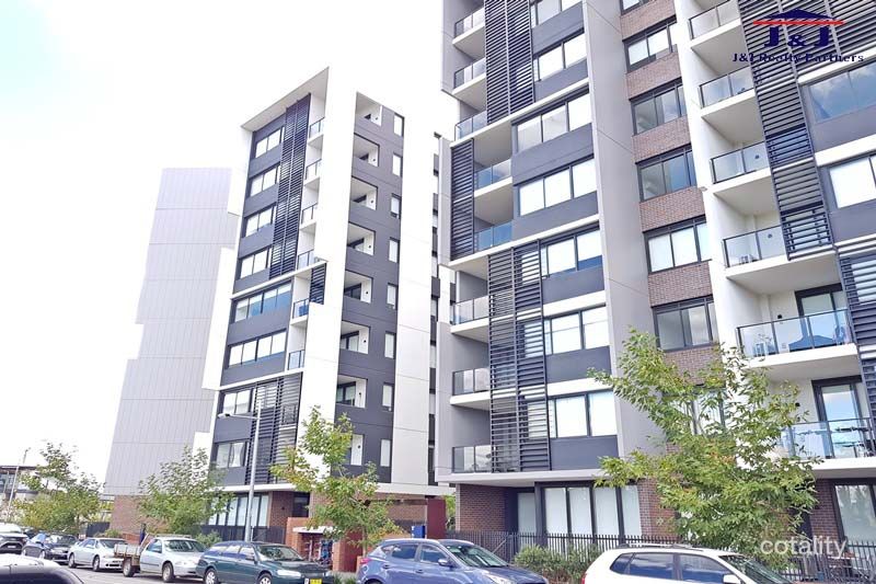803/81b Lord Sheffield Cct, Penrith, NSW 2750