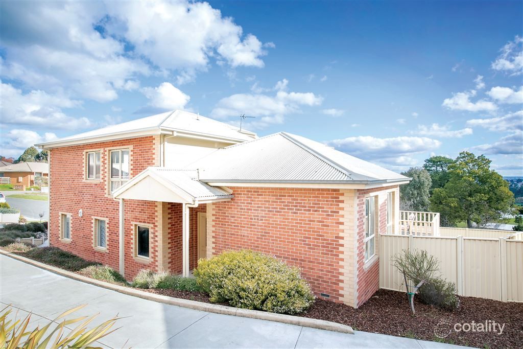 1/10 Manna Gum Hts, Mount Pleasant, VIC 3350