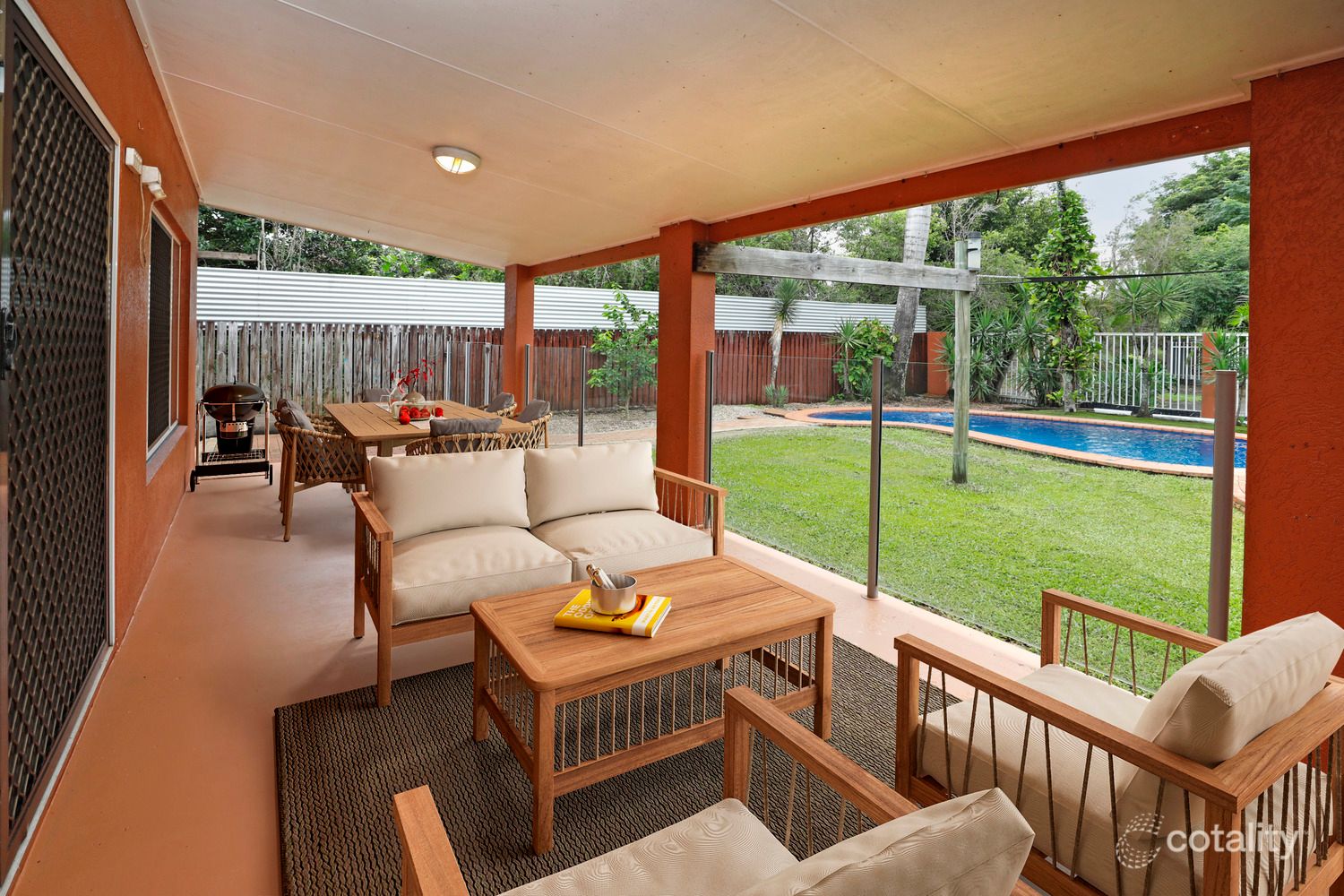 2 Feathertop Cl, Smithfield, QLD 4878