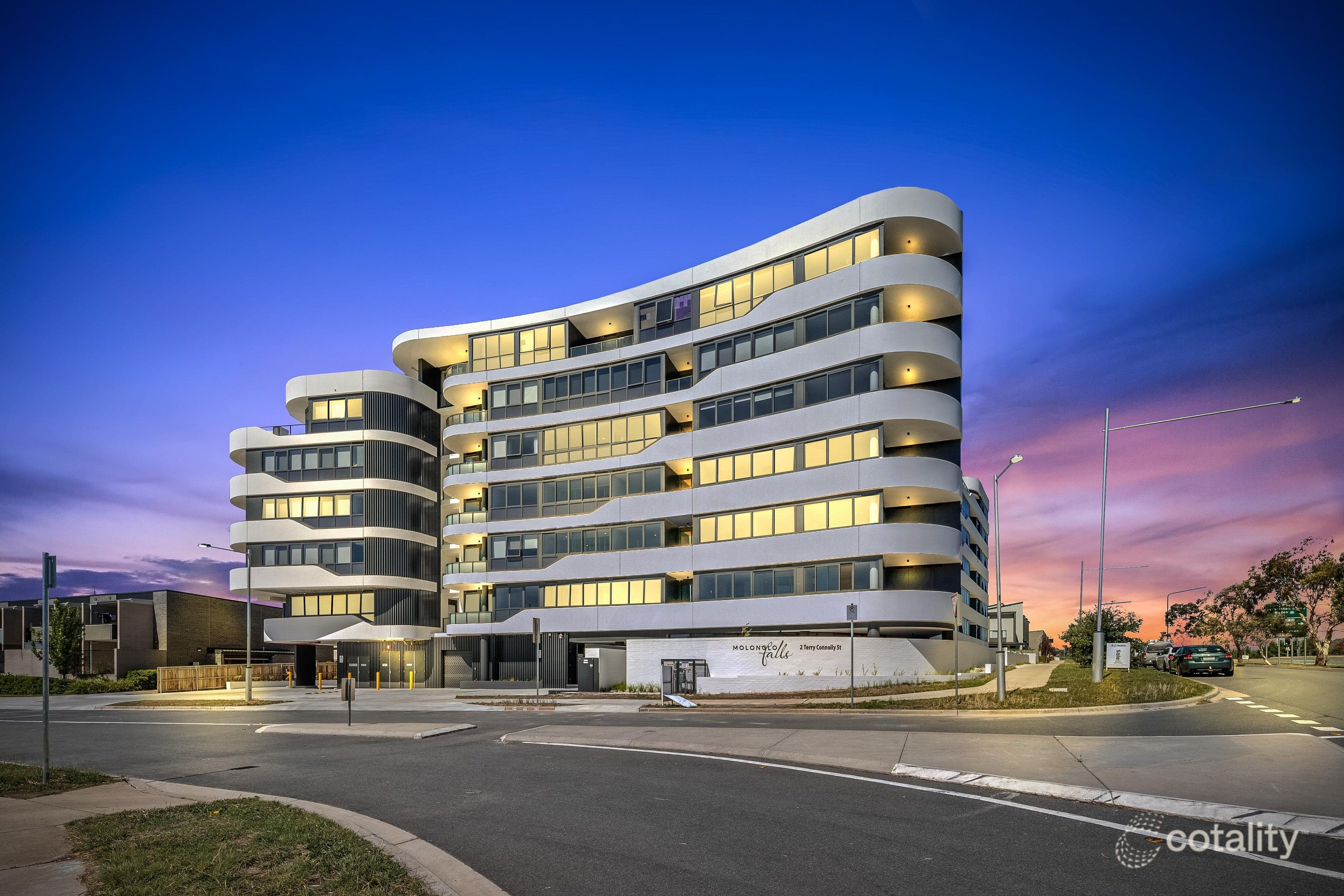 104/2 Terry Connolly St, Coombs, ACT 2611