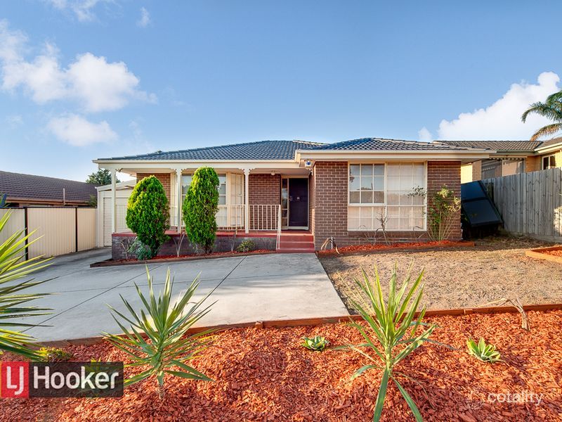 70 Oaktree Dr, Hampton Park, VIC 3976