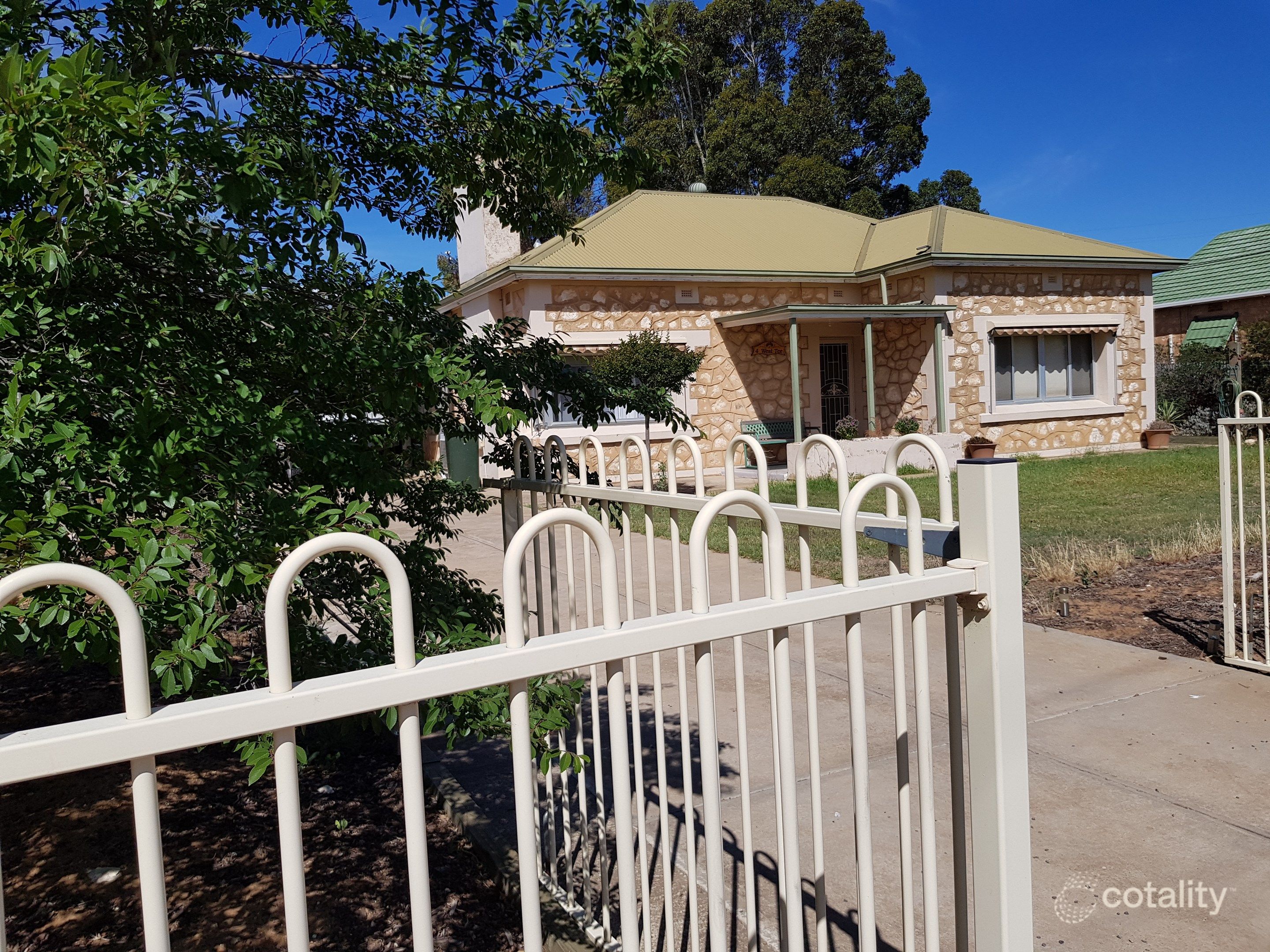 4 West Tce, Karoonda, SA 5307