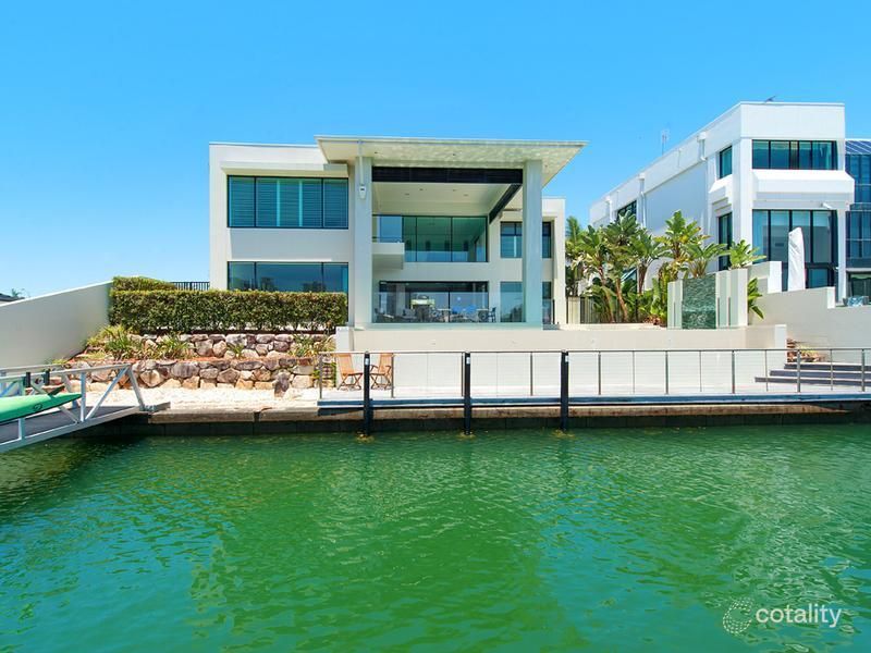 75 Commodore Dr, Surfers Paradise, QLD 4217