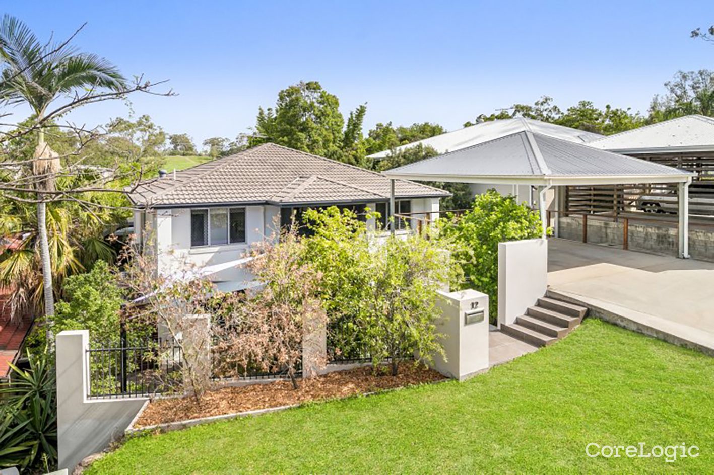 12 Ootana St, Chapel Hill, QLD 4069