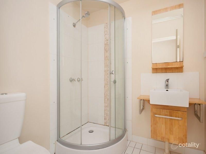 212/2-8 Rigg St, Woree, QLD 4868