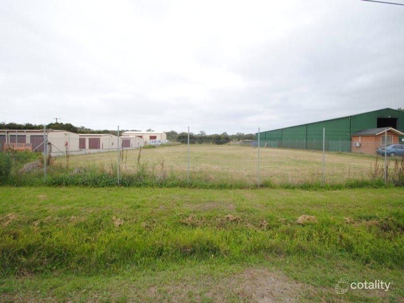 81 Lake Rd, Tuggerah, NSW 2259