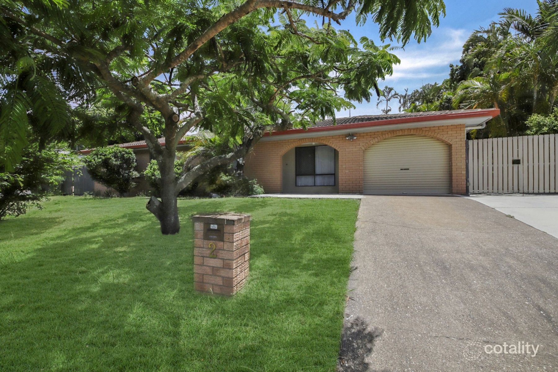 2 Knightsbridge Cres, Rochedale South, QLD 4123