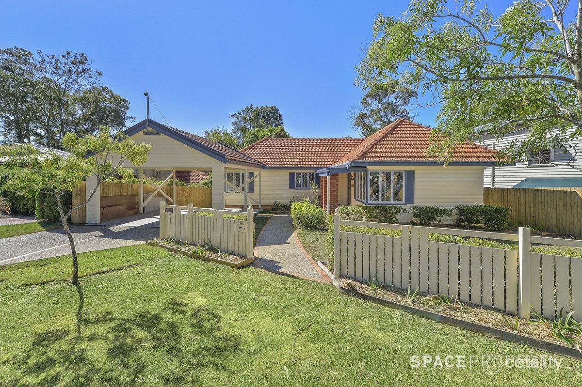 37 Moola Rd, Ashgrove, QLD 4060