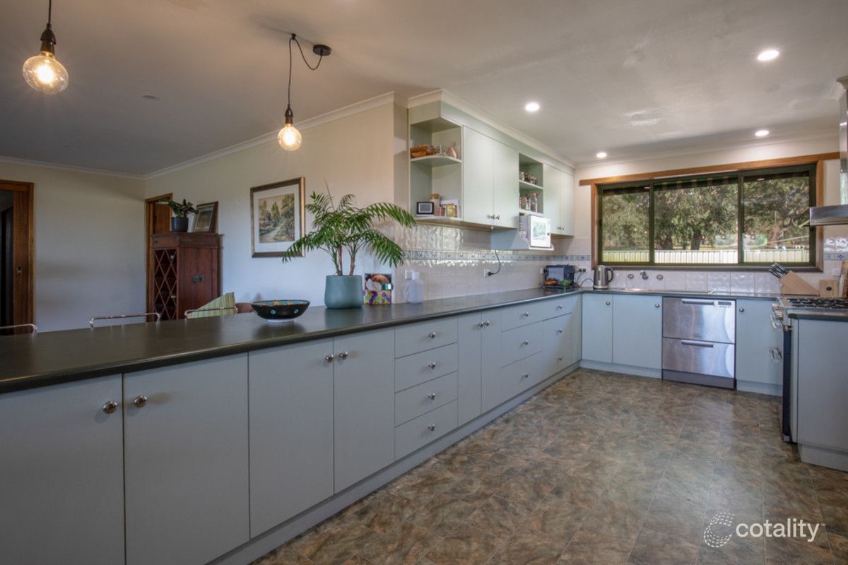 39 Boyle Rd, Longford, VIC 3851