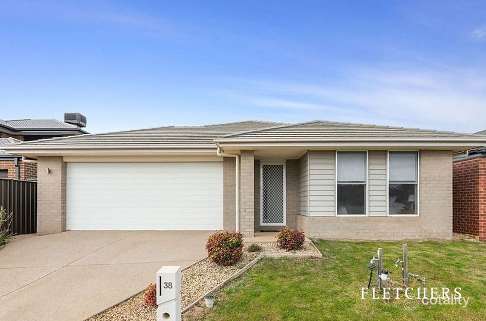 38 Marble Dr, Cobblebank, VIC 3338