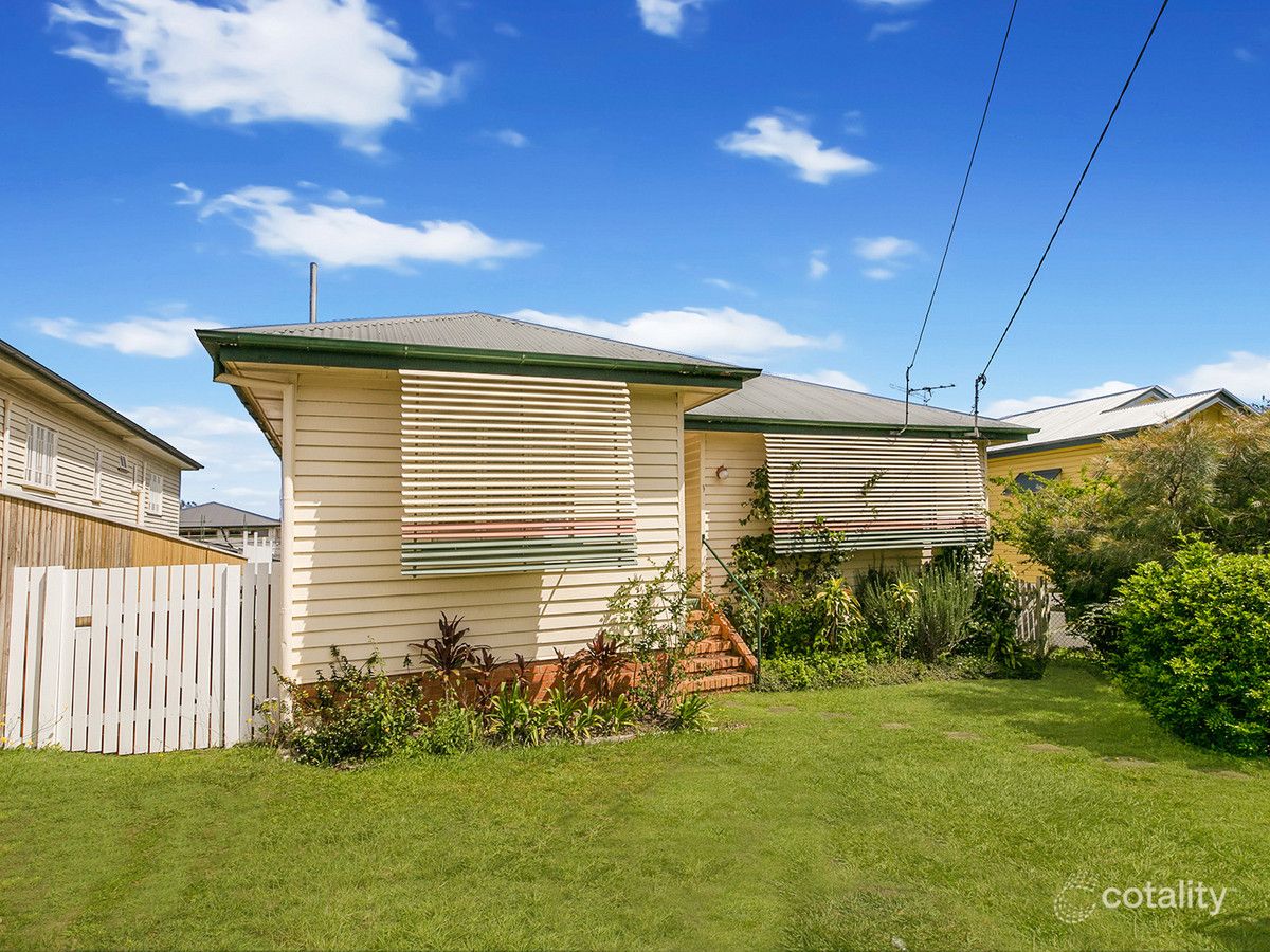 57 Holland Rd, Holland Park, QLD 4121