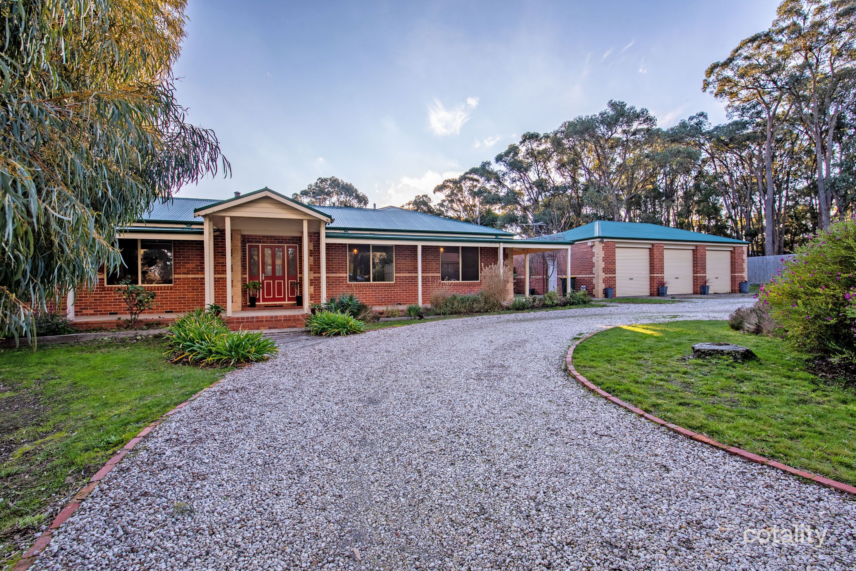 5 Callistemon Ct, Buninyong, VIC 3357