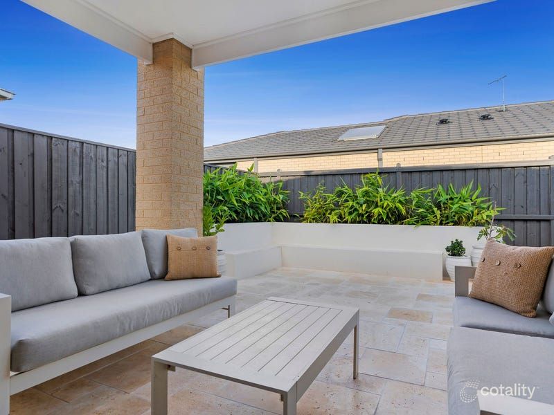 42 Moonah Cct, Lara, VIC 3212