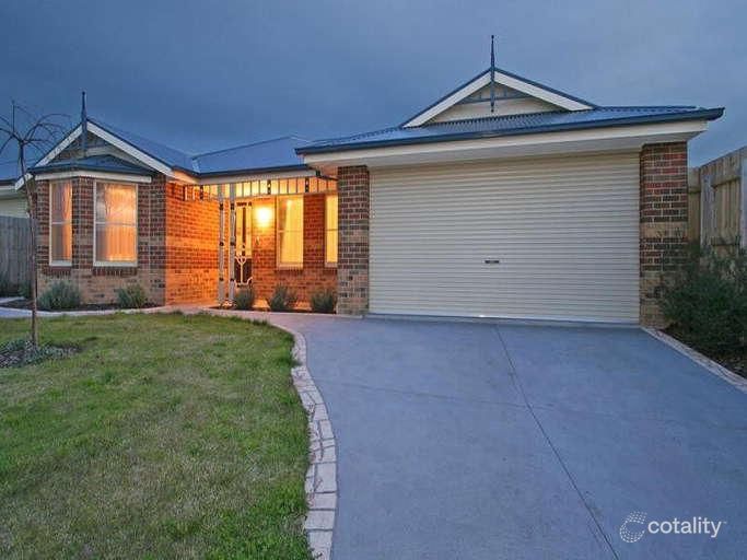 18 Norbert Pl, Langwarrin, VIC 3910