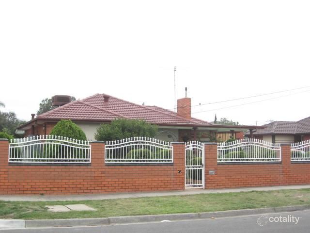 13 Lenaro St, Dandenong, VIC 3175