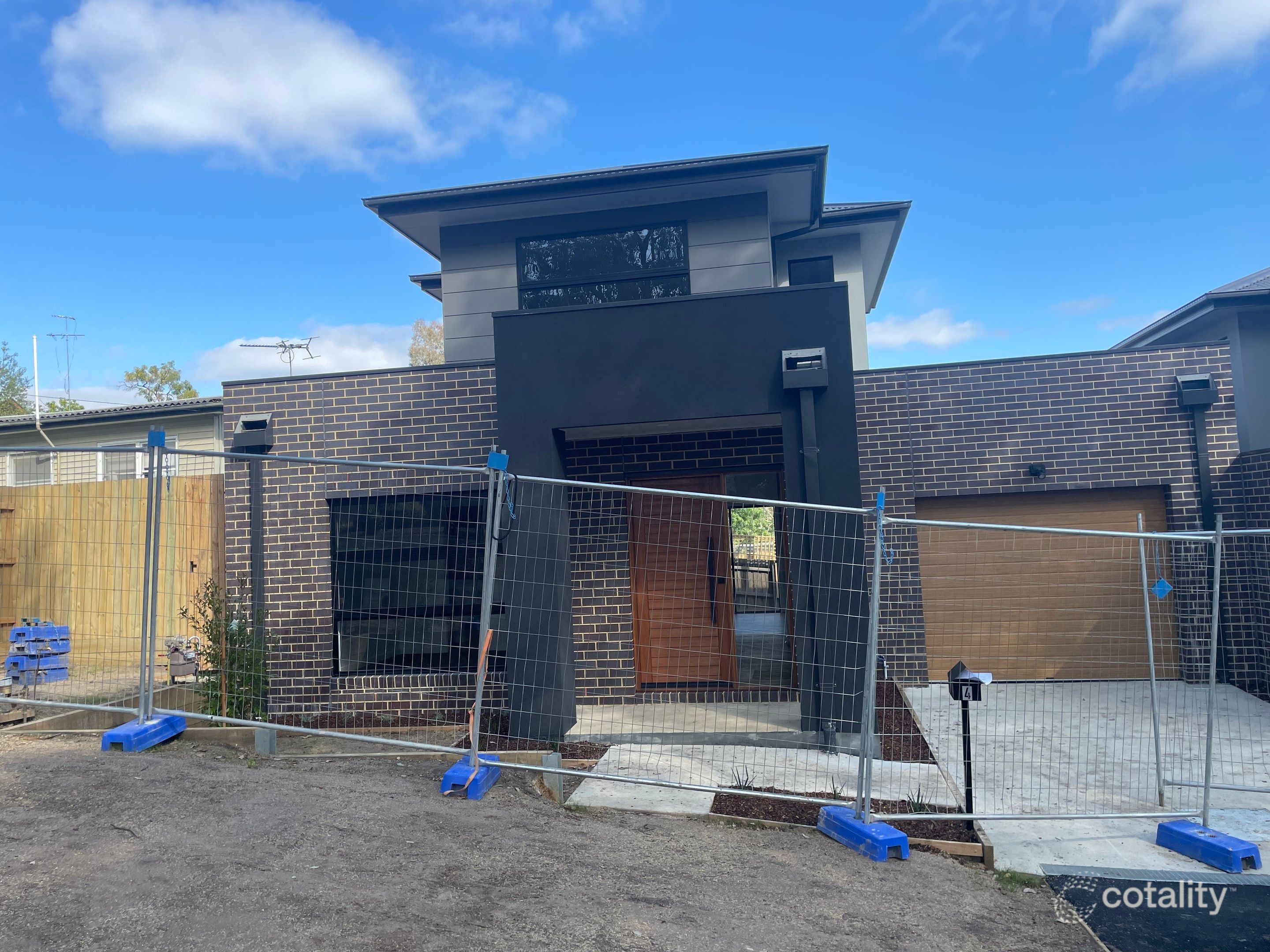 4 Rangeview Rd, Diamond Creek, VIC 3089
