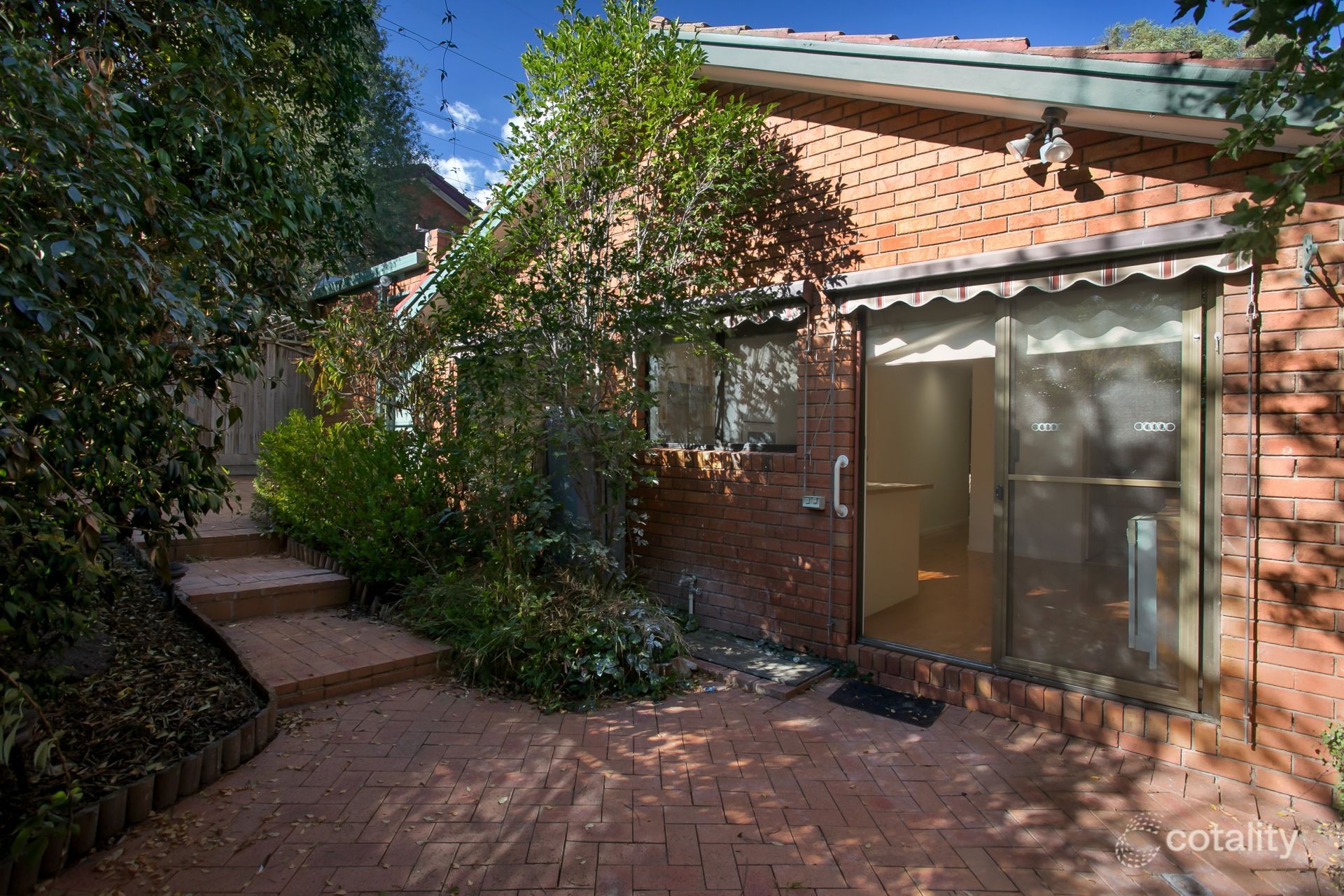 2/11 Woodlands Rise, Macleod, VIC 3085