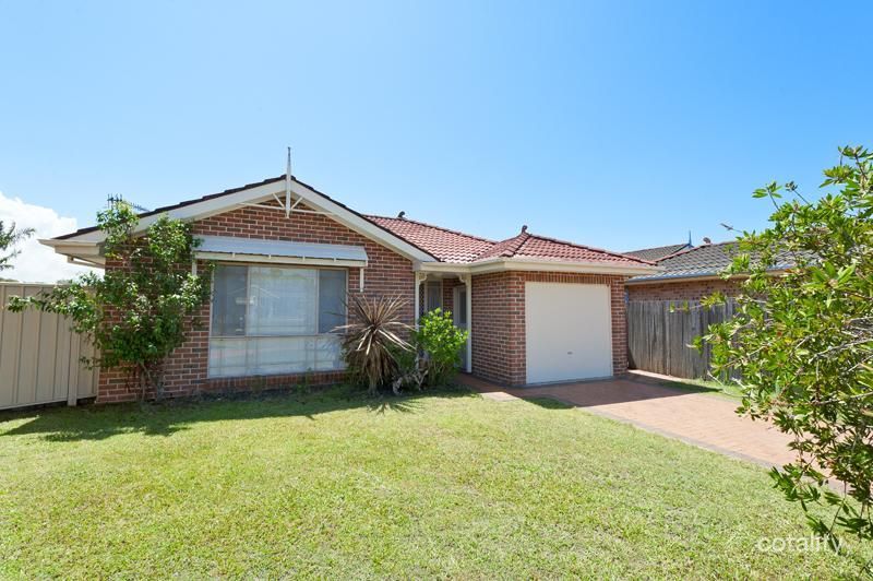 6 Clyde Cl, Bateau Bay, NSW 2261