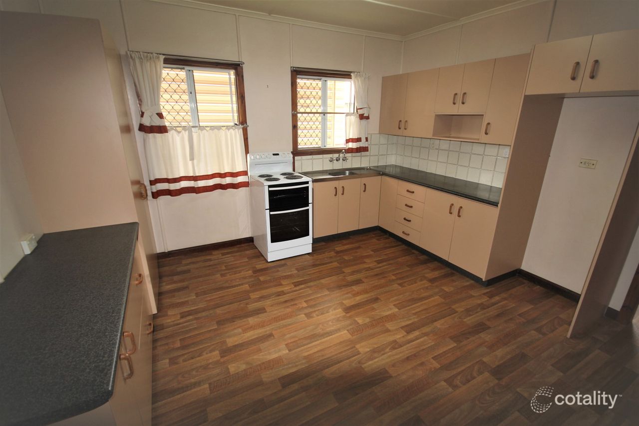 61 Peachester Rd, Beerwah, QLD 4519