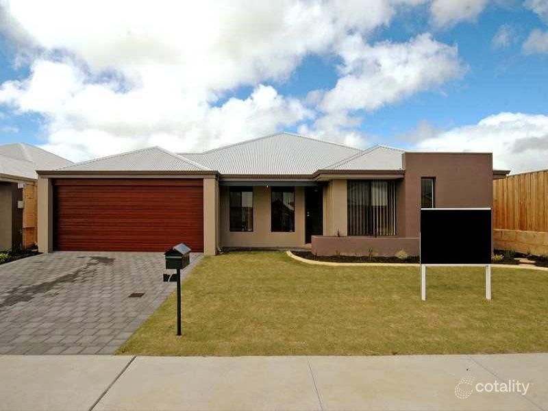 7 Redbank Dr, Ellenbrook, WA 6069