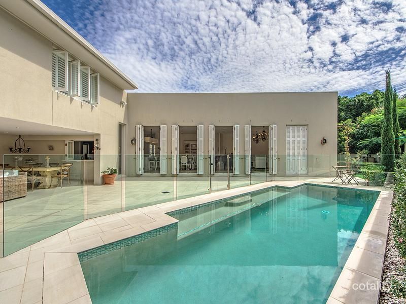 13 Kapala St, Southport, QLD 4215