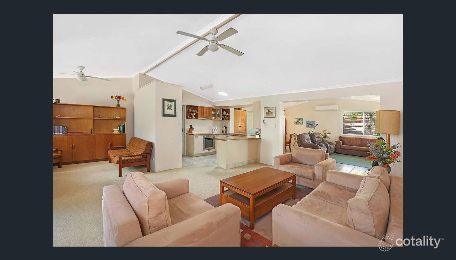 4 Nagari Pl, Warana, QLD 4575