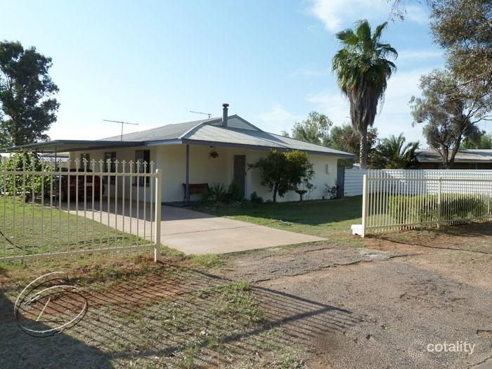 7 Bougainvilia Ave, East Side, NT 0870