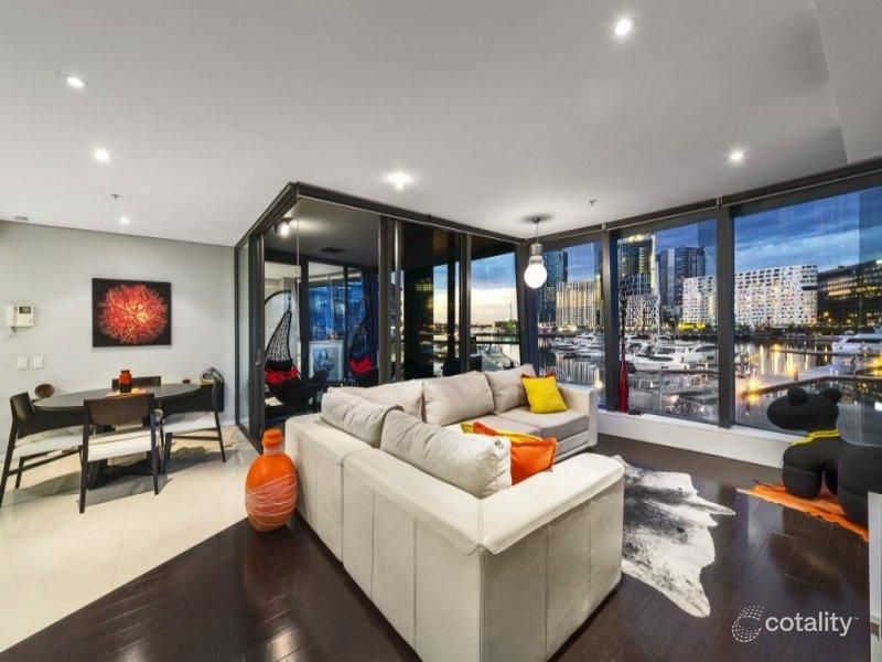 202/98 River Esp, Docklands, VIC 3008
