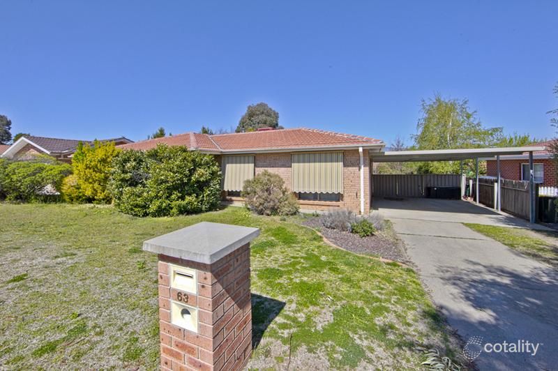 63 Clare Dennis Ave, Gordon, ACT 2906