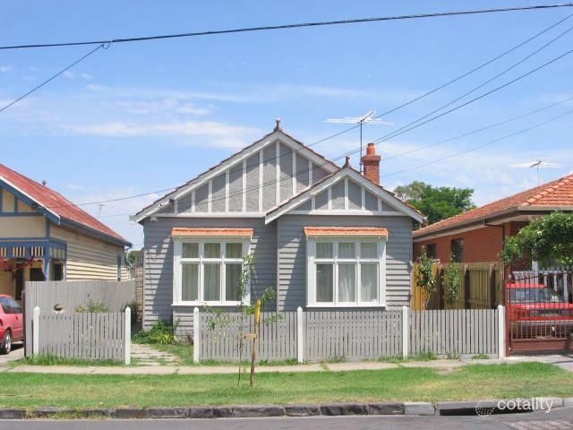 12 Bayview Rd, Seddon, VIC 3011