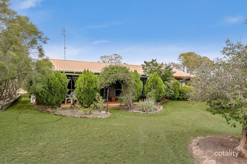20 Thomas St, Meringandan West, QLD 4352