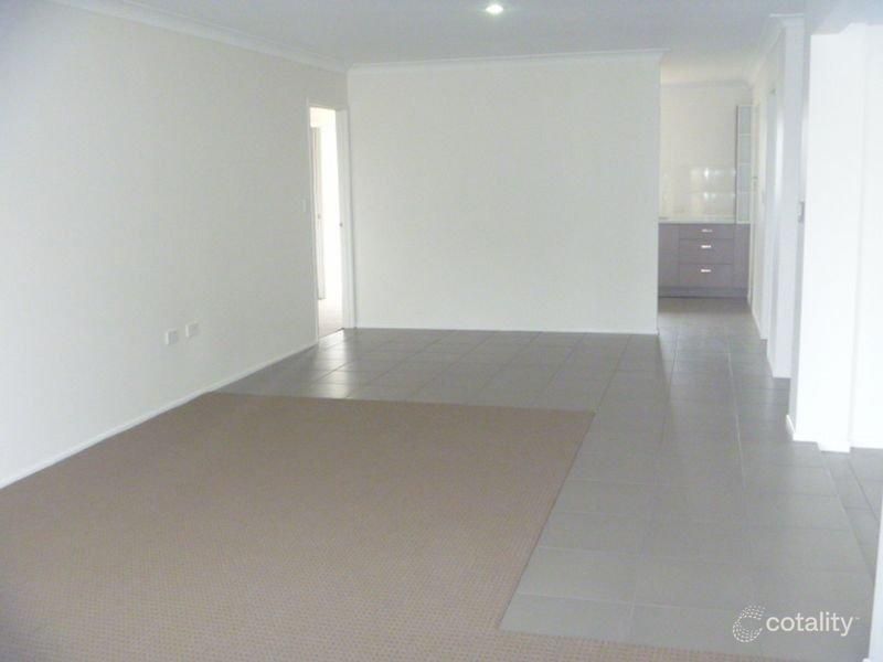 231 Turpin Rd, Labrador, QLD 4215