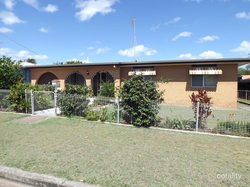 15 Clarke St, Pialba, QLD 4655