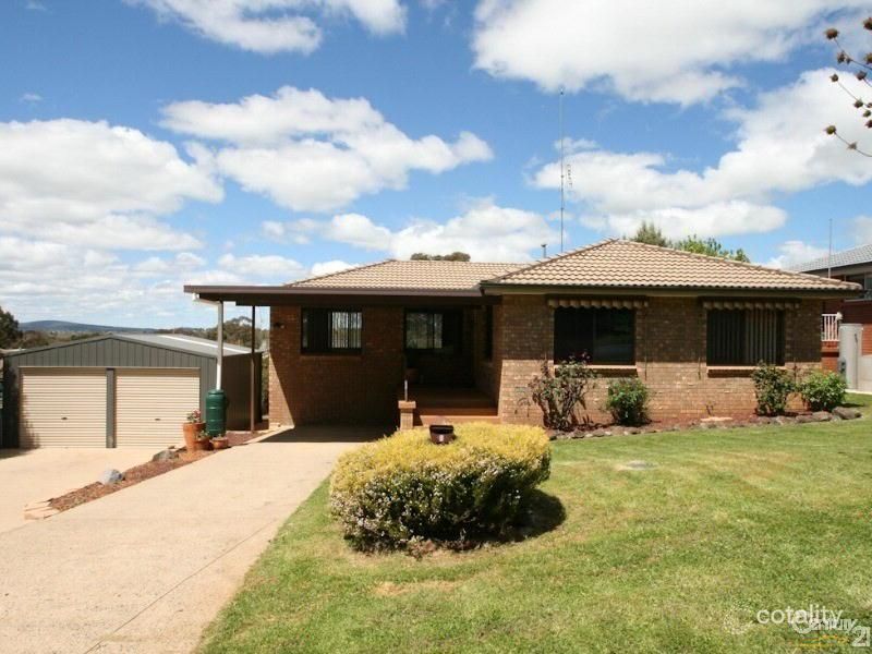 4 Beech Cres, Orange, NSW 2800