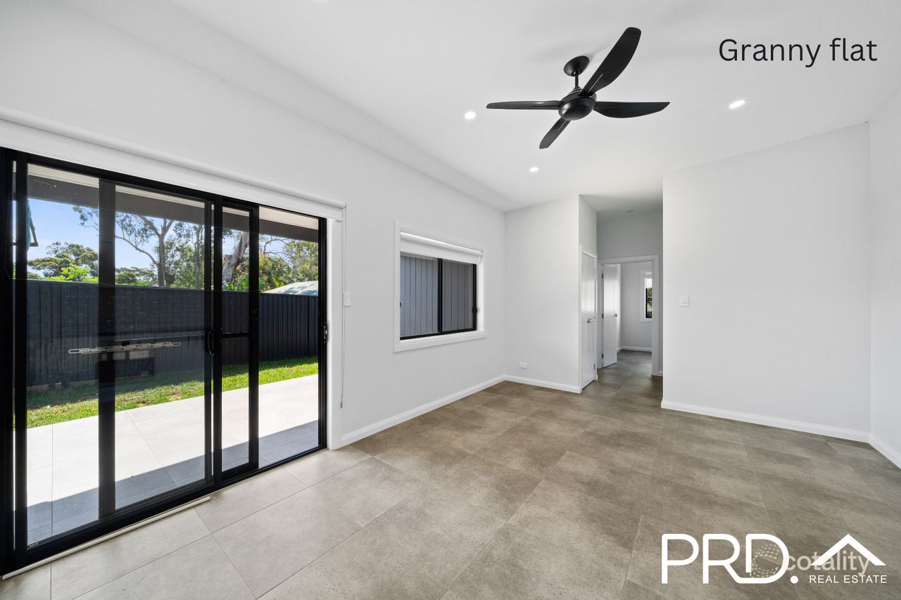 56 Lucas Rd, East Hills, NSW 2213