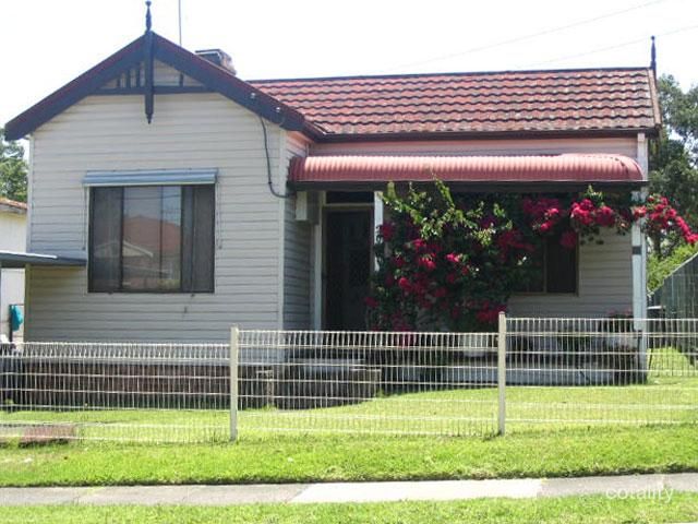 28 Clement St, Guildford, NSW 2161