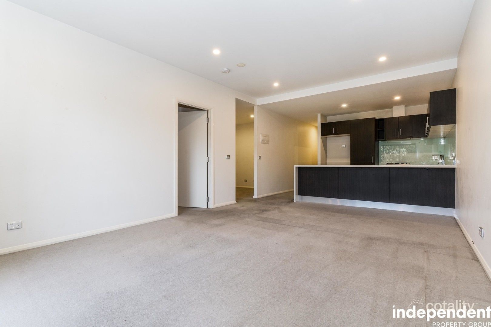 7/29 State Cir, Deakin, ACT 2600