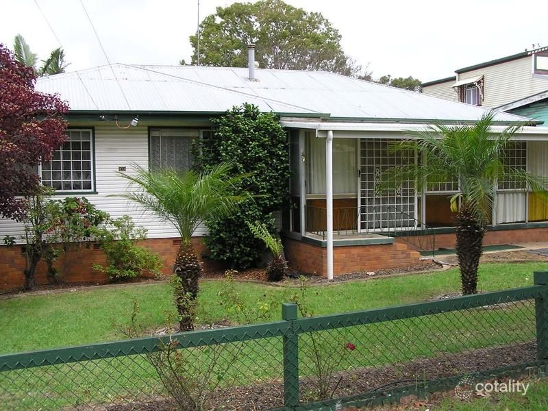 373 Hume St, Kearneys Spring, QLD 4350