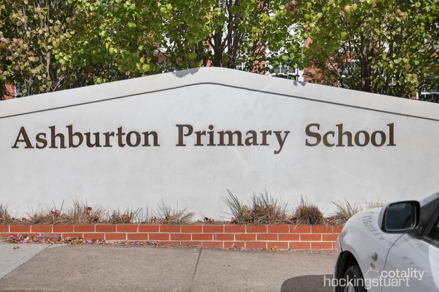 1/60 Winton Rd, Ashburton, VIC 3147