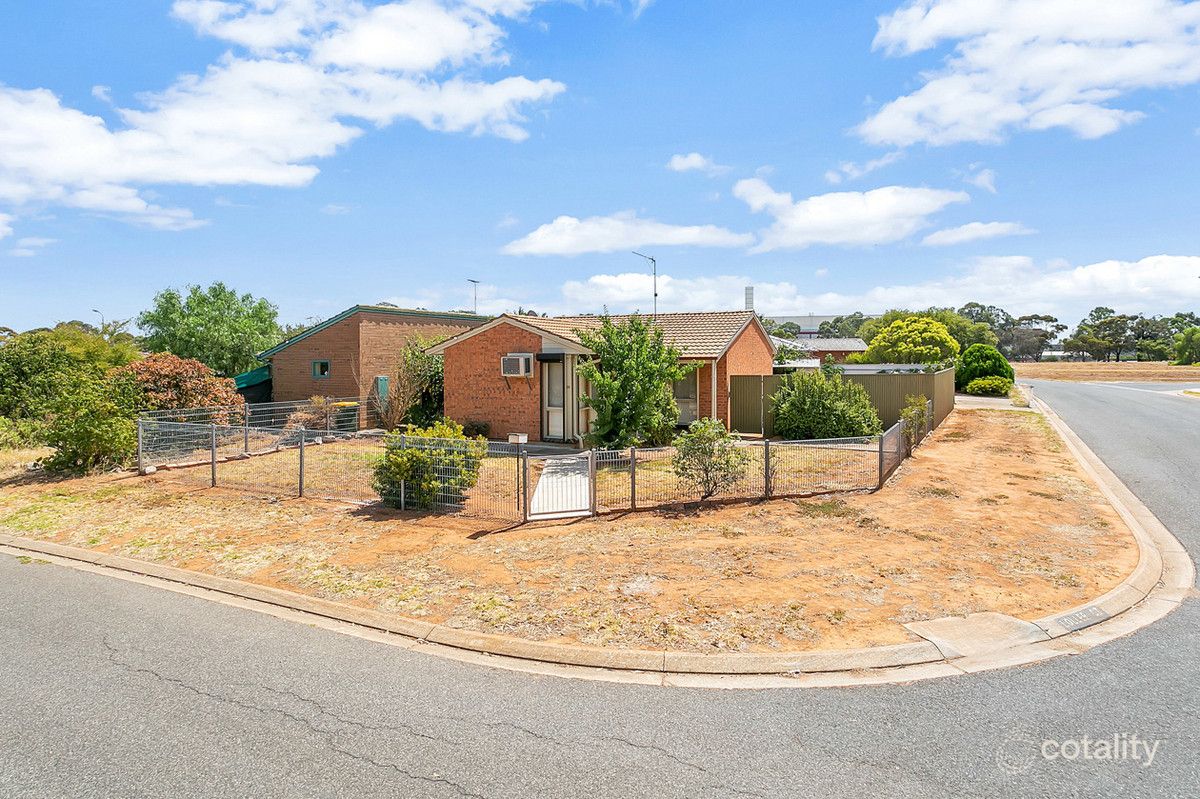 10 Tregenza Ave, Elizabeth South, SA 5112