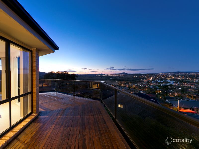 18 Sturrock Pl, Gordon, ACT 2906
