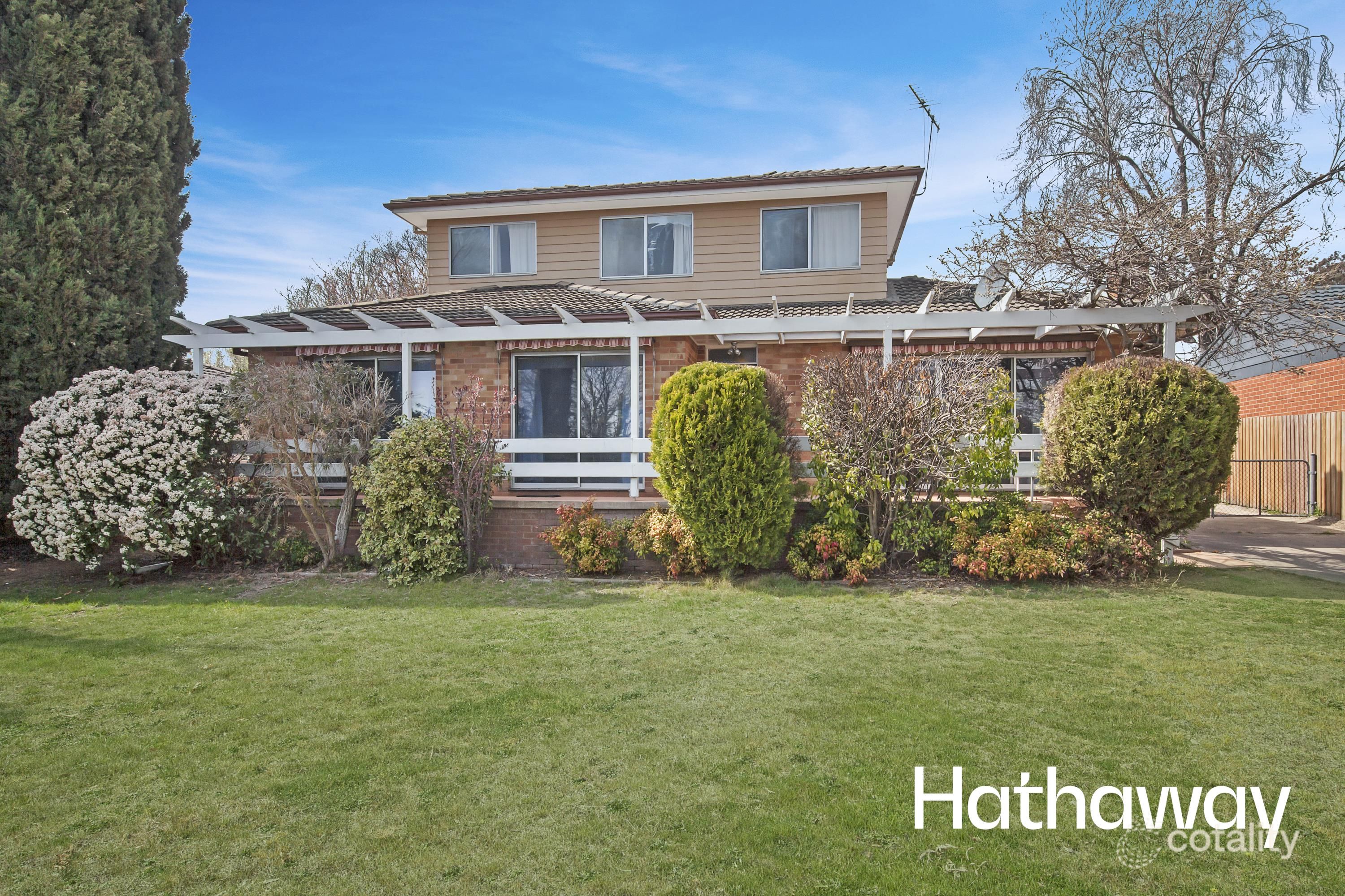 52 Bamford St, Hughes, ACT 2605