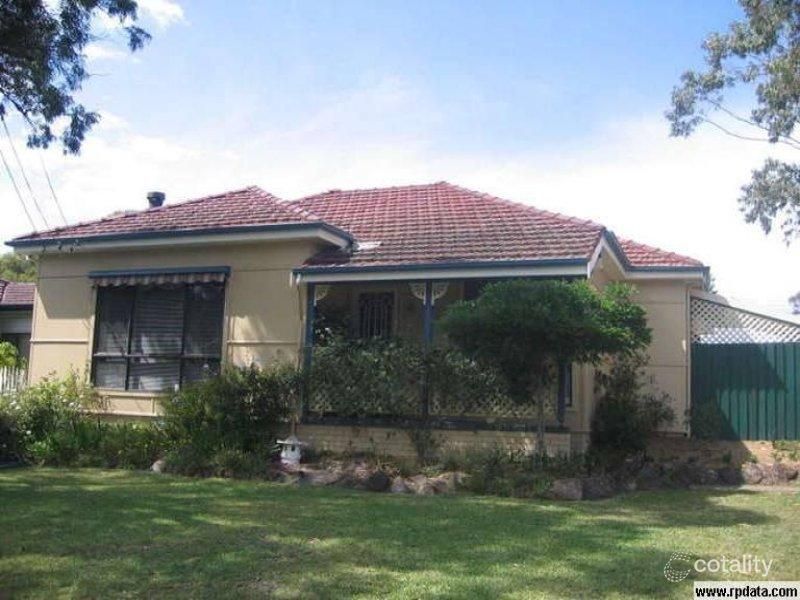 104 Thomas St, Picnic Point, NSW 2213